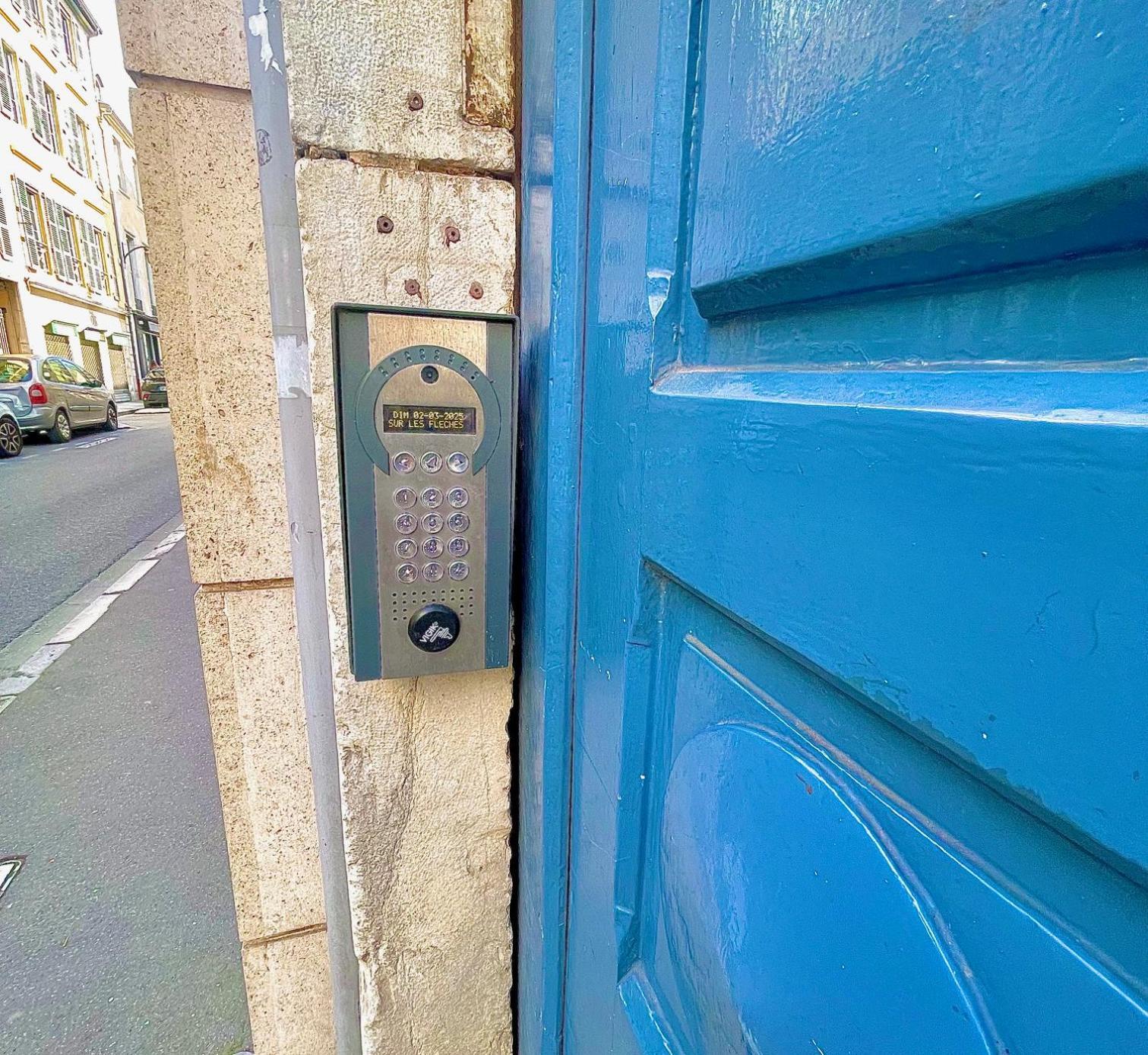Apartamento Tiny House Pau Exterior foto