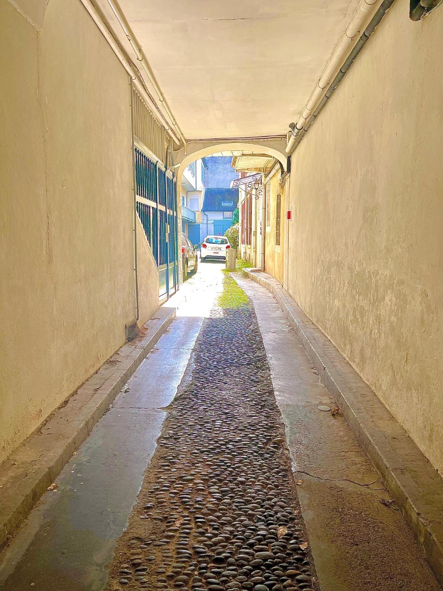 Apartamento Tiny House Pau Exterior foto